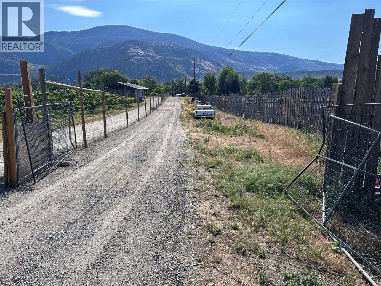 7561 Highway 97 Property Photo 5