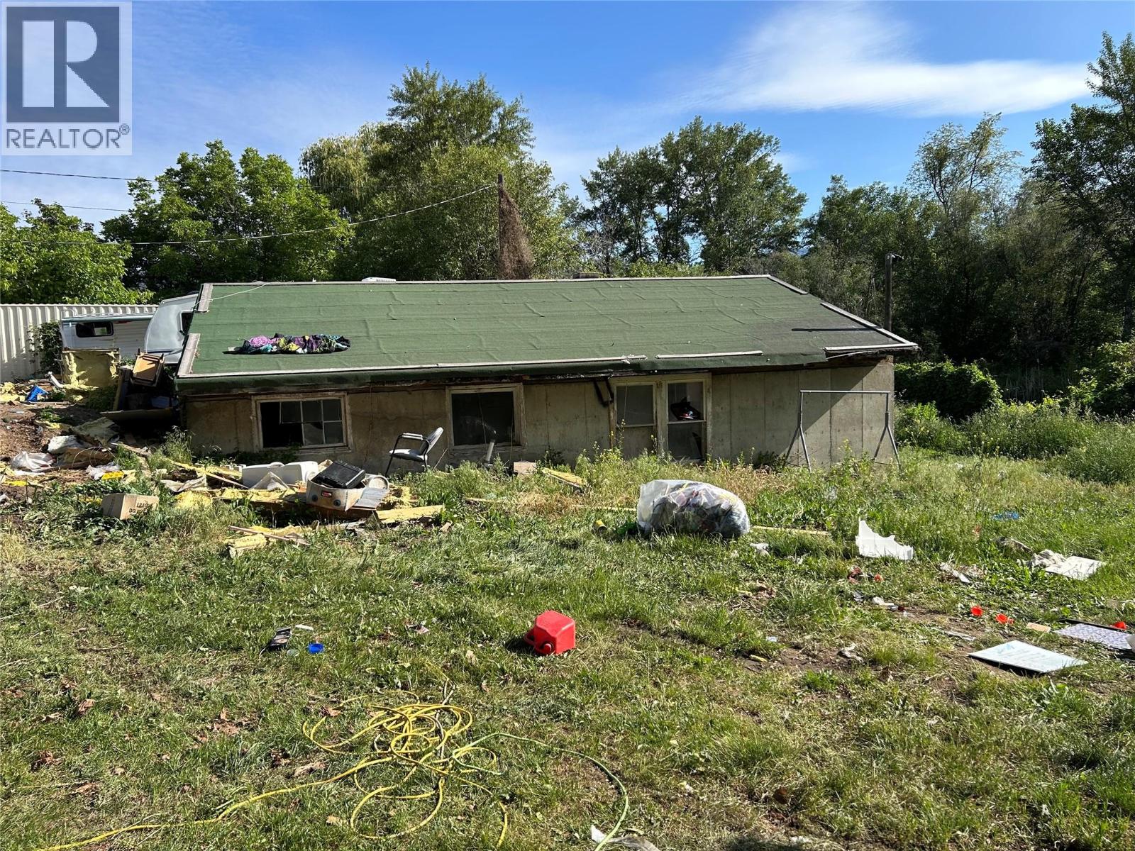 7561 Highway 97 Property Photo 9