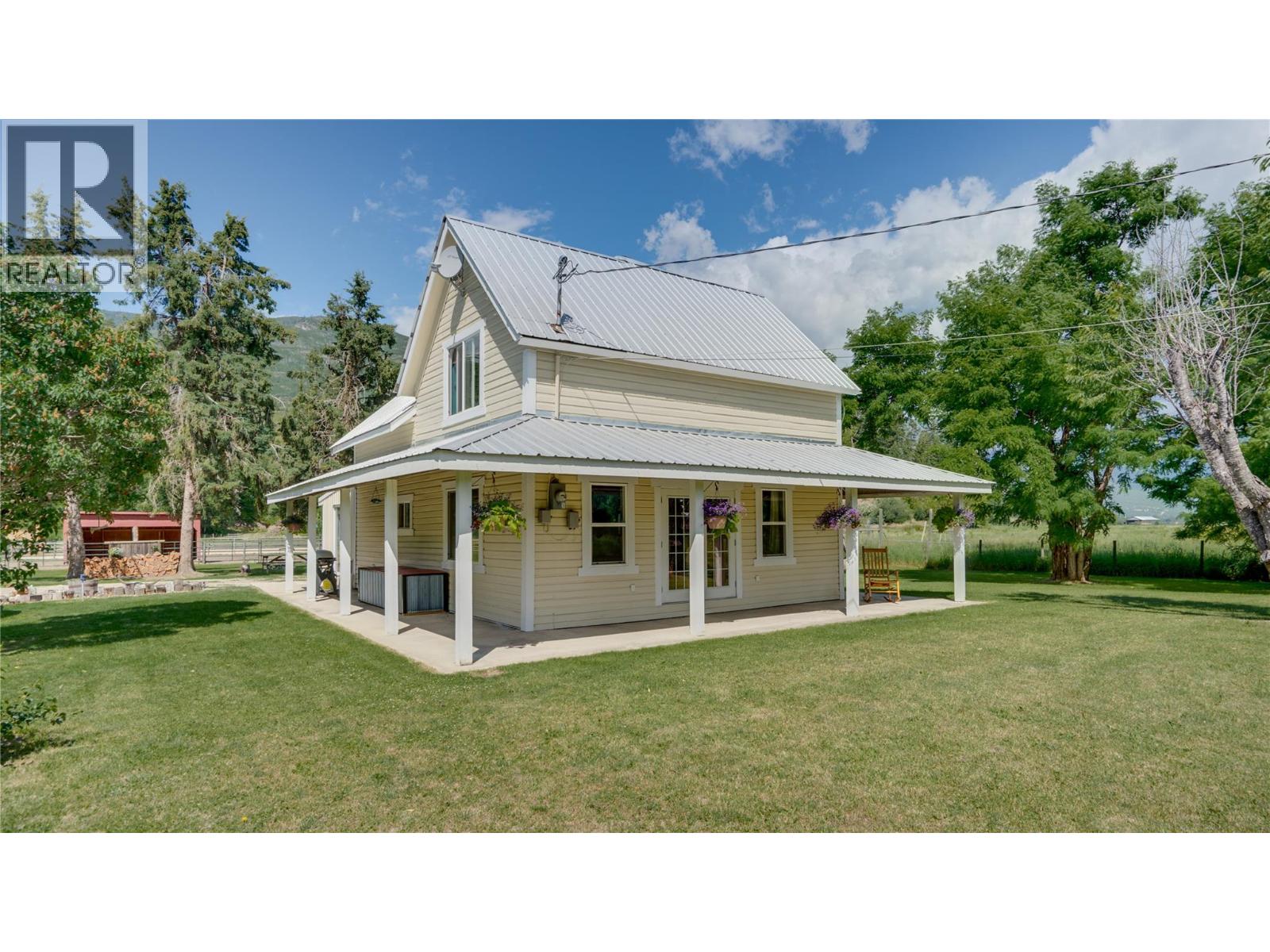 796 Salmon River Road Property Photo 3