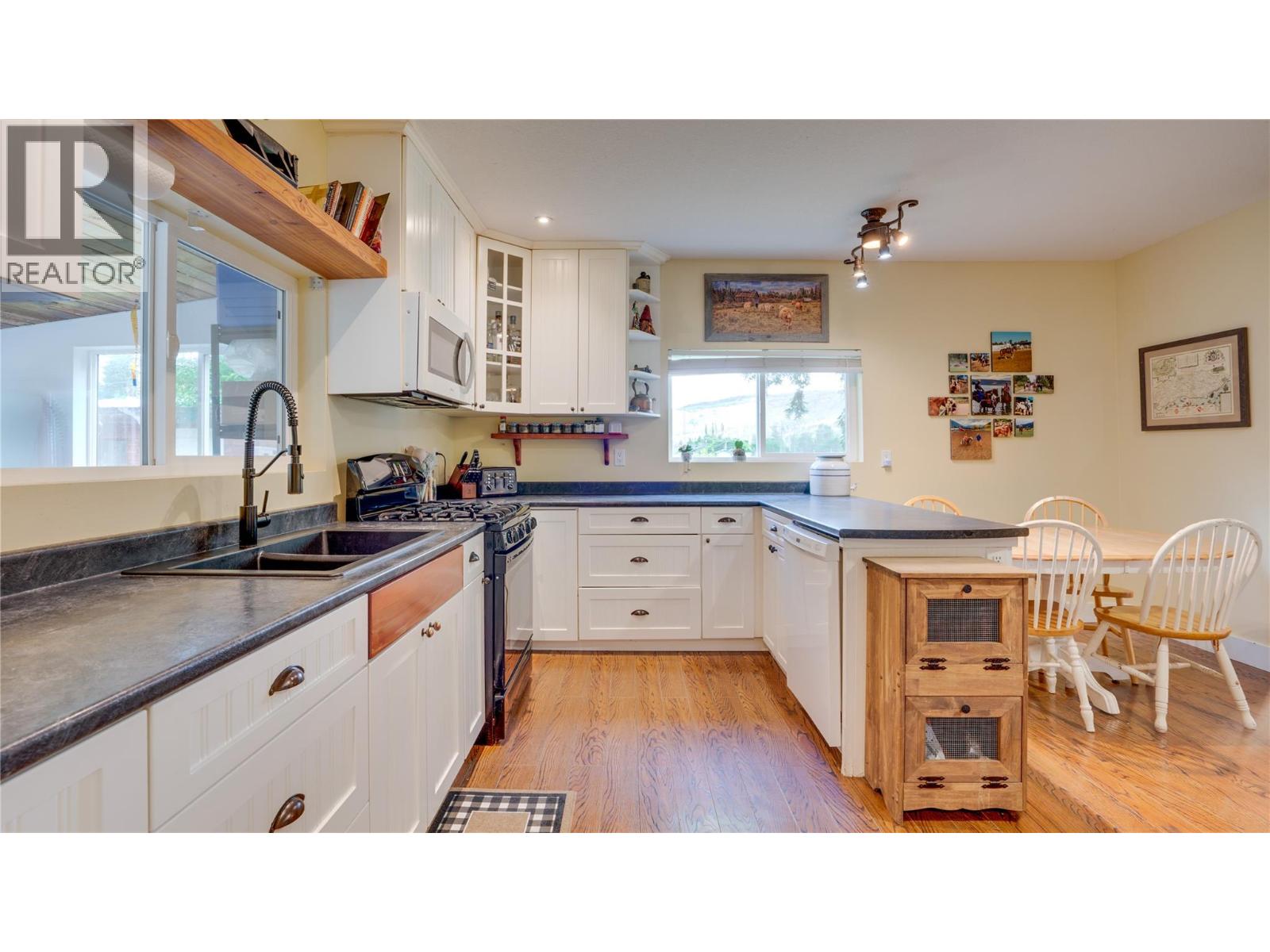 796 Salmon River Road Property Photo 14
