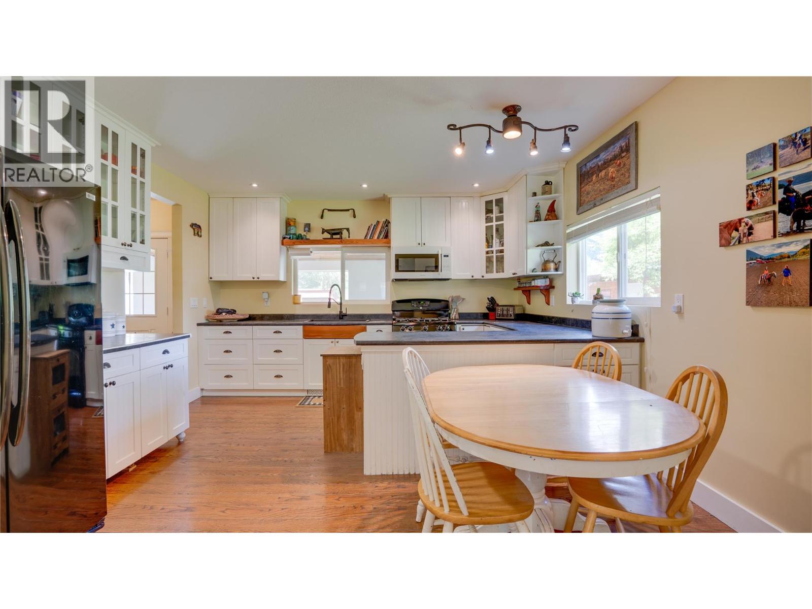 796 Salmon River Road Property Photo 15