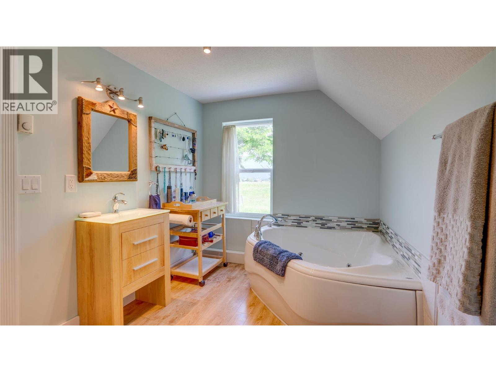 796 Salmon River Road Property Photo 30