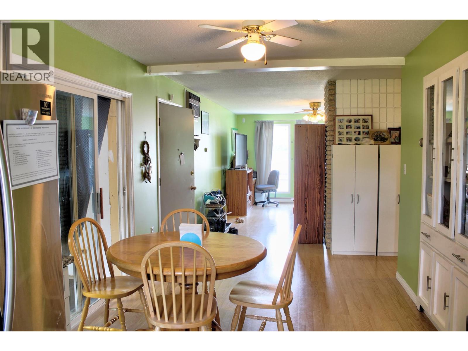 2860 Willowdale Drive Property Photo 3