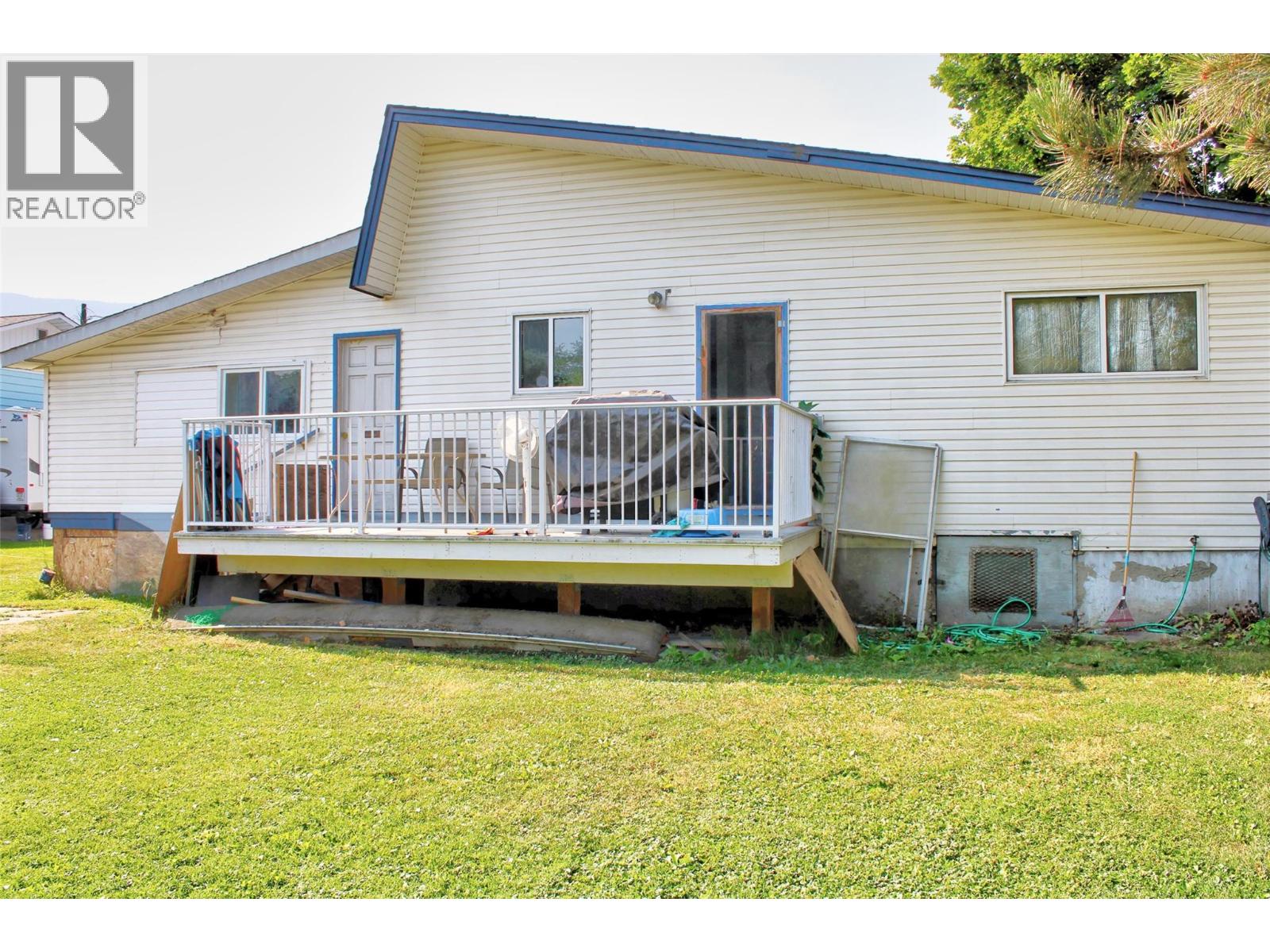 2860 Willowdale Drive Property Photo 24