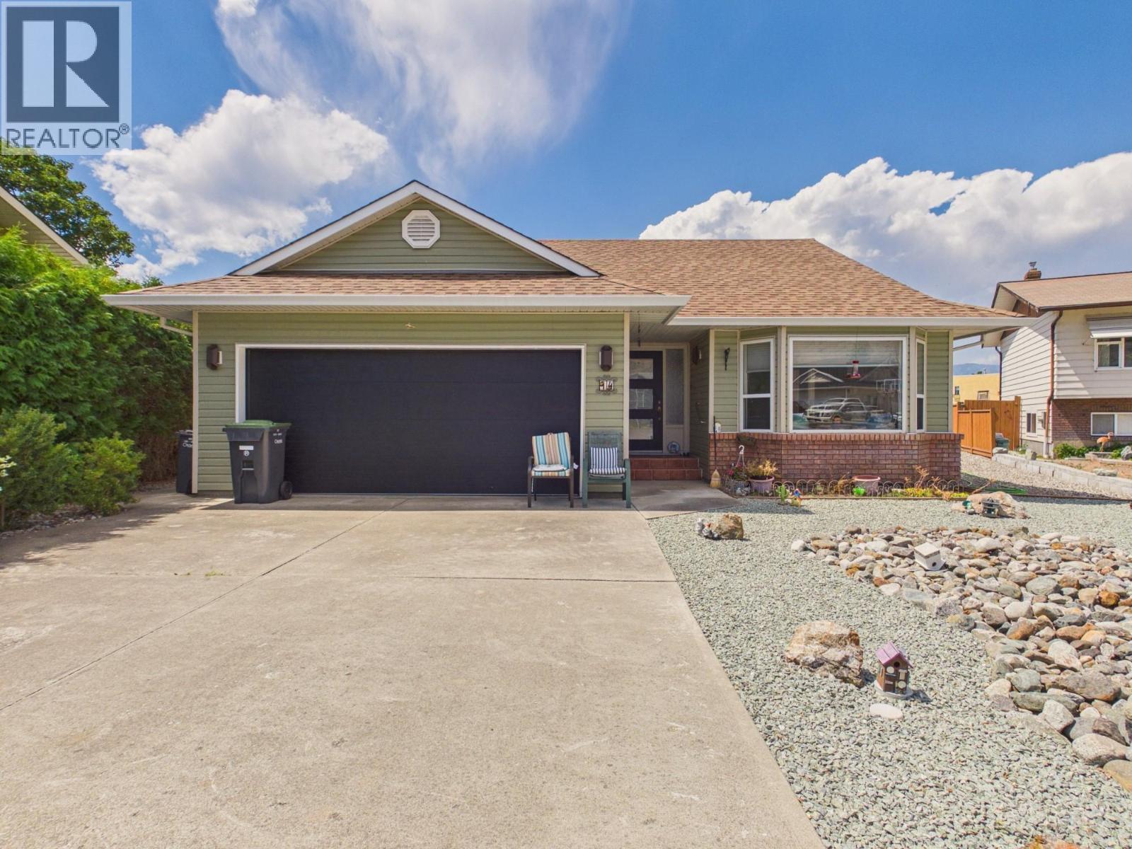 14 Poplar Court Property Photo 1