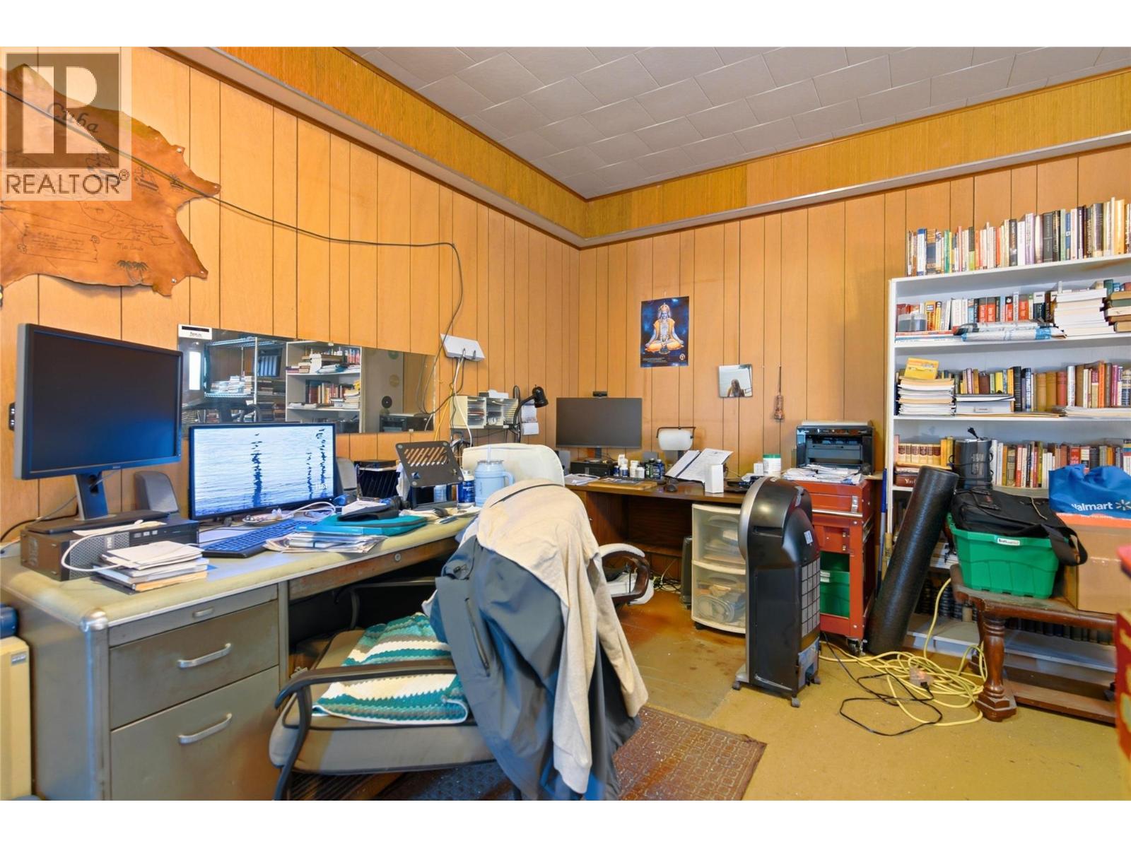 252 6th Street Property Photo 10