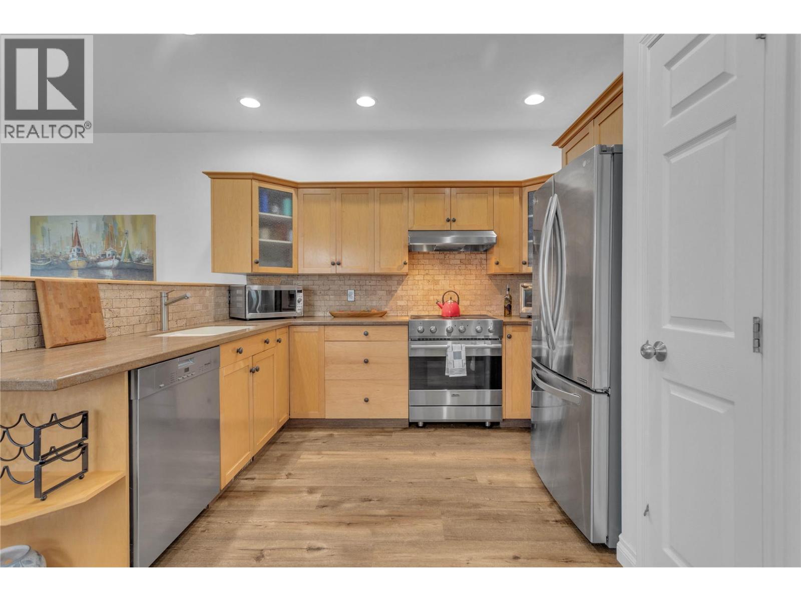 430 Mccarren Avenue Property Photo 13