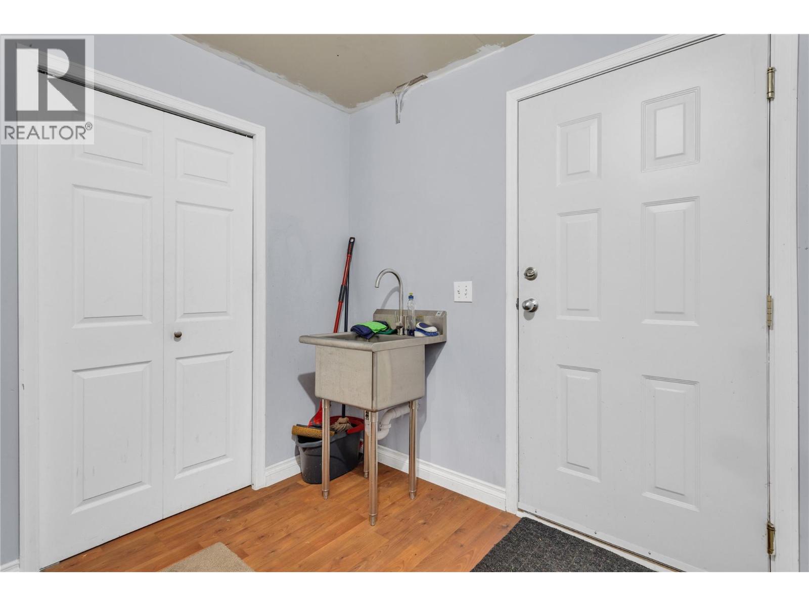 430 Mccarren Avenue Property Photo 34