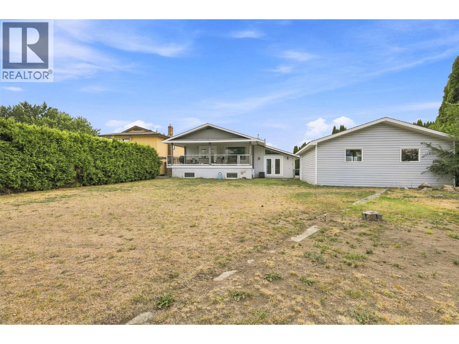728 Driftwood Place Property Photo 31