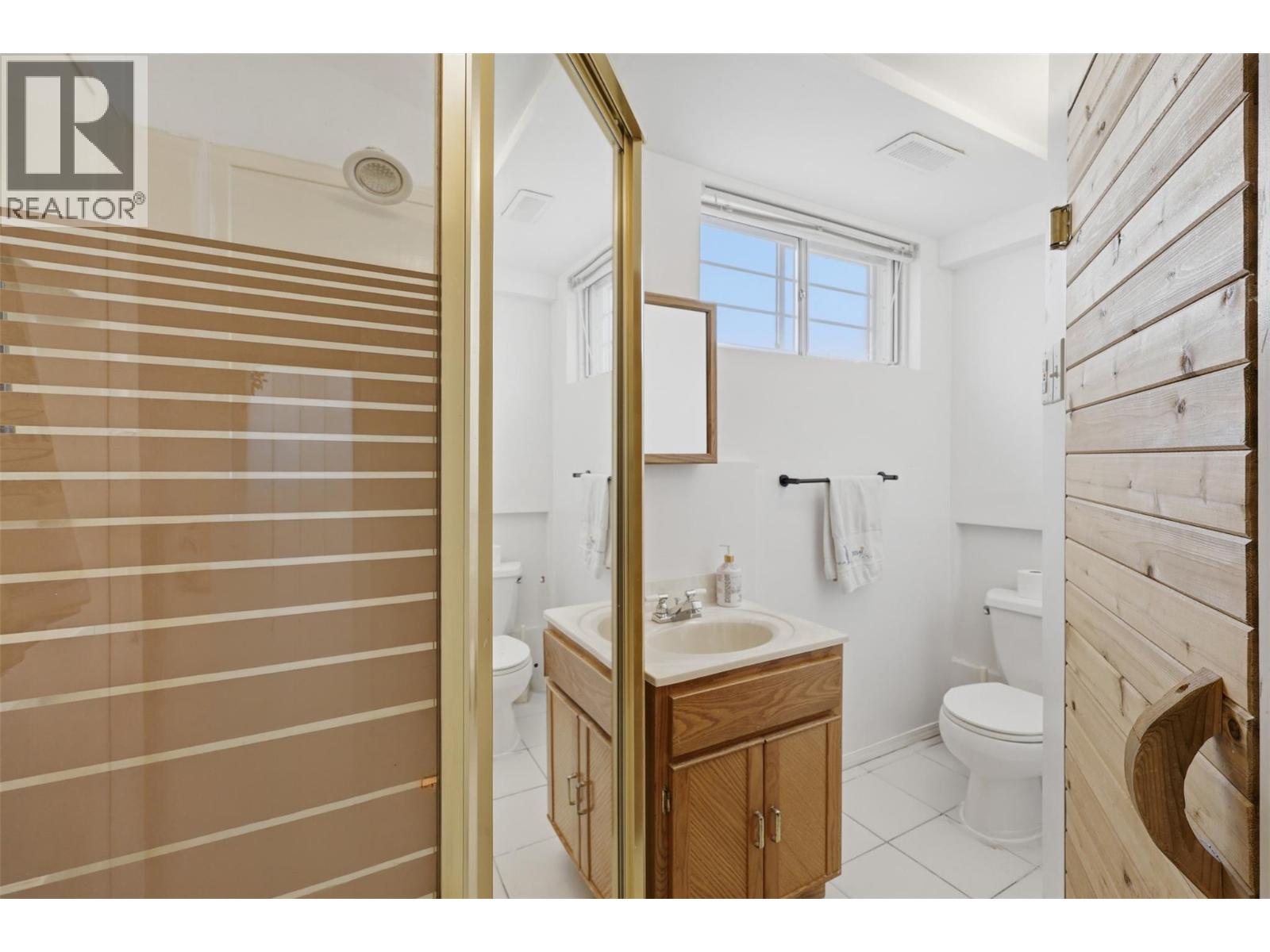 728 Driftwood Place Property Photo 47