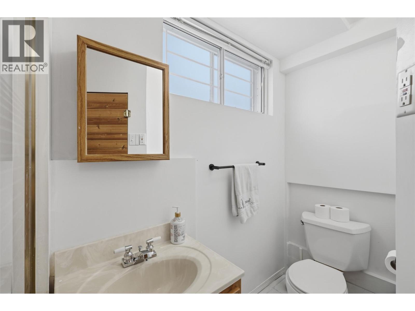 728 Driftwood Place Property Photo 48