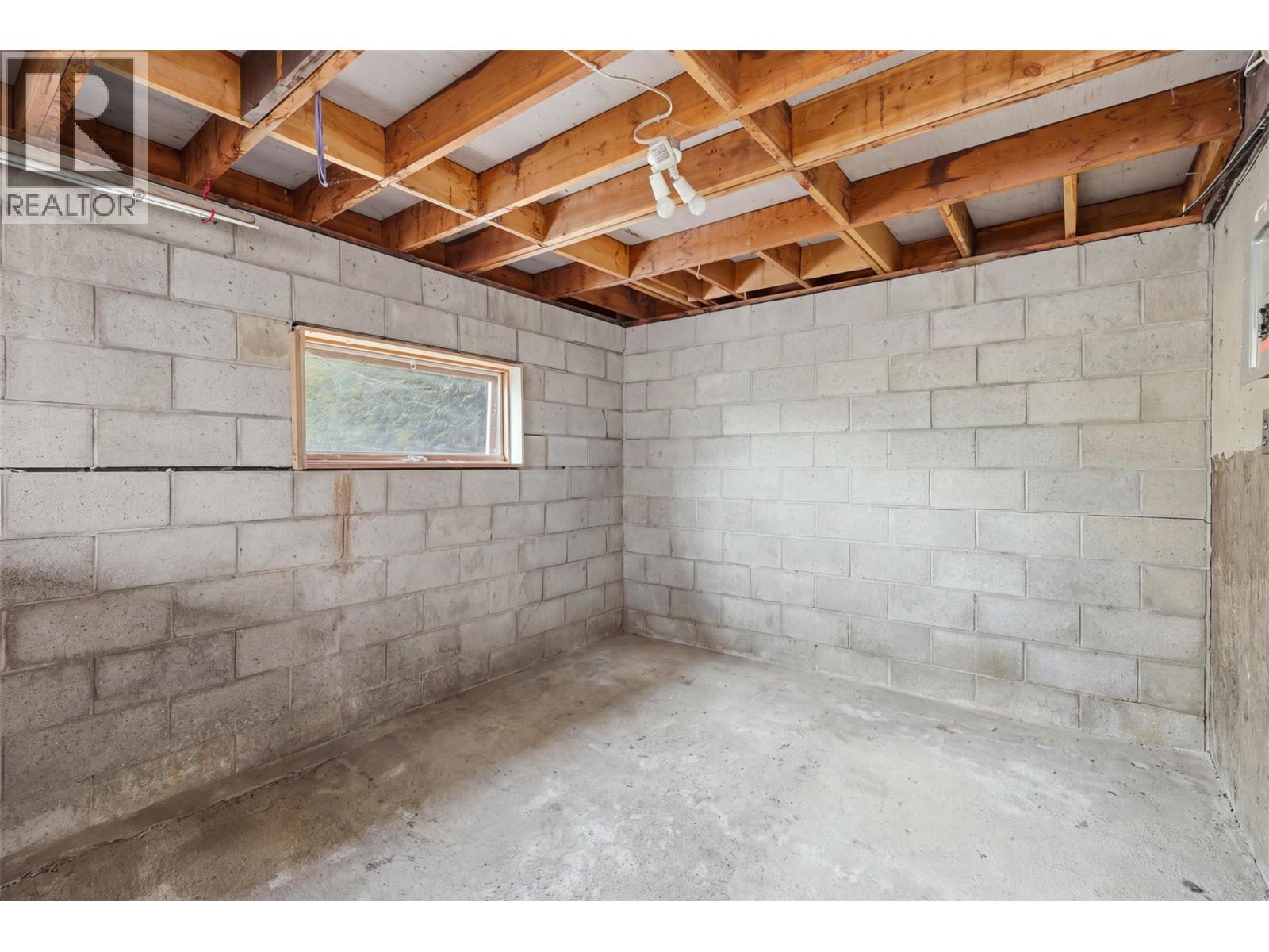 728 Driftwood Place Property Photo 52