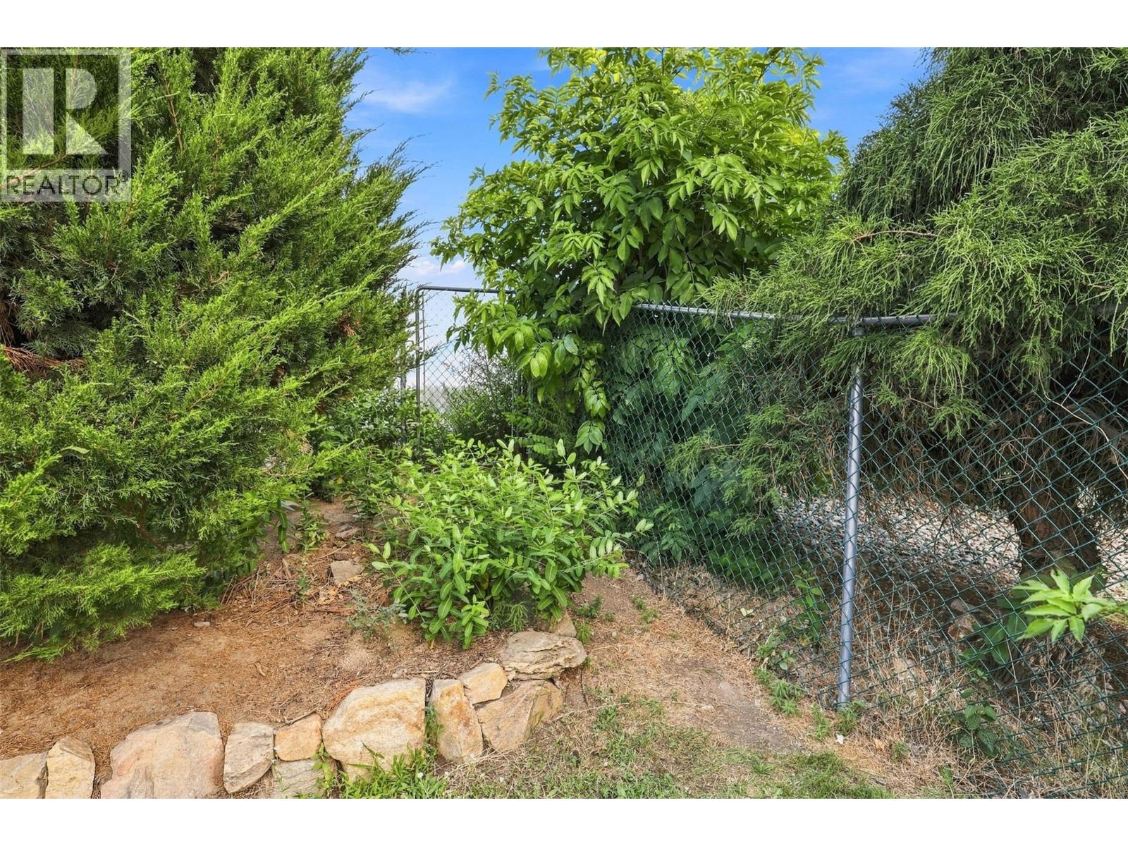 728 Driftwood Place Property Photo 57