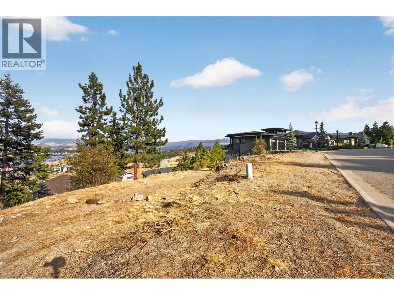 1767 Scott Crescent Property Photo 10