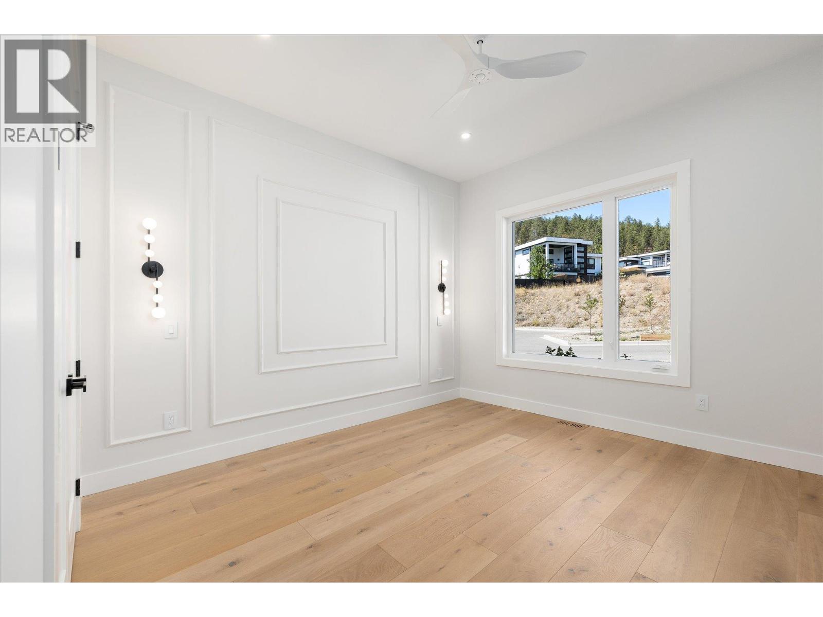 1082 Carnoustie Drive Property Photo 20