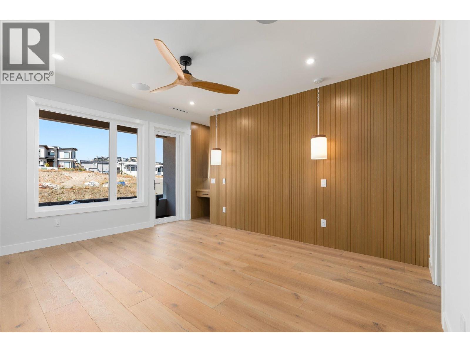 1082 Carnoustie Drive Property Photo 30