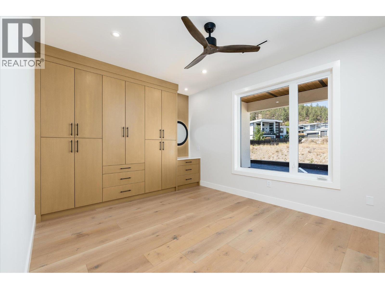1082 Carnoustie Drive Property Photo 35