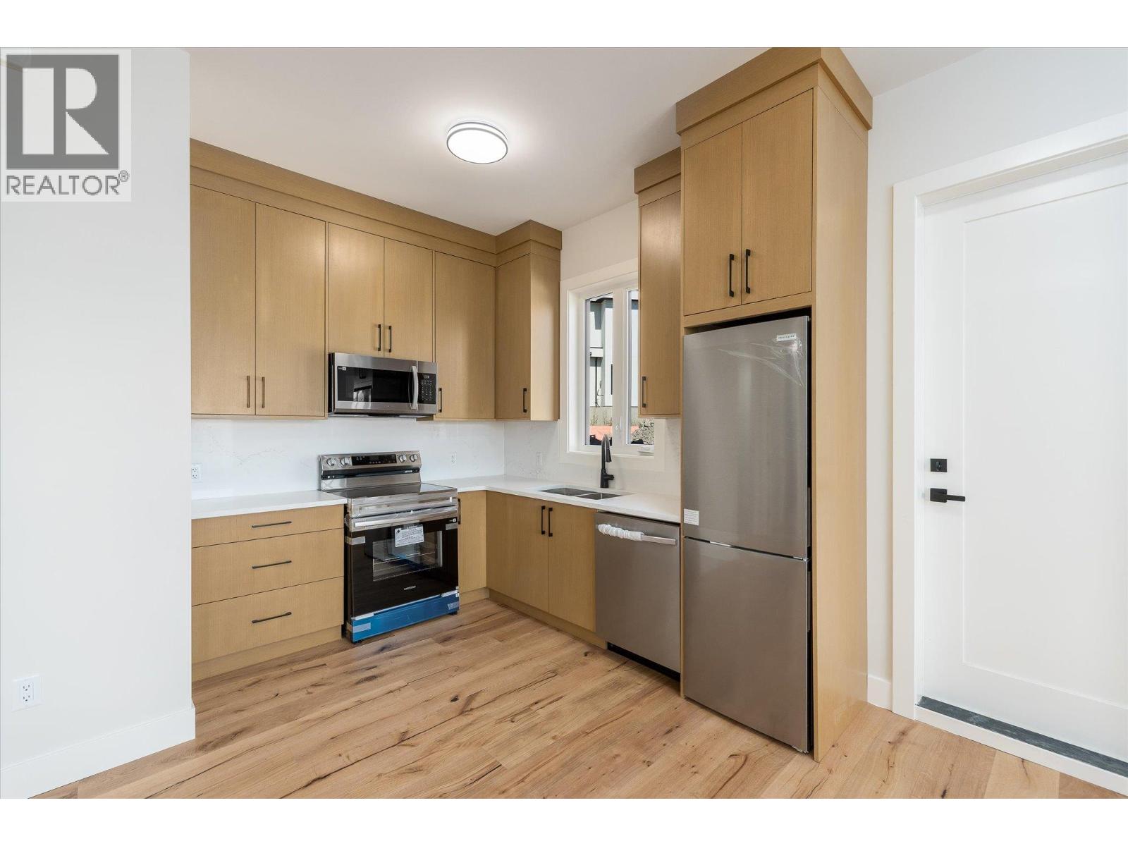 1082 Carnoustie Drive Property Photo 49