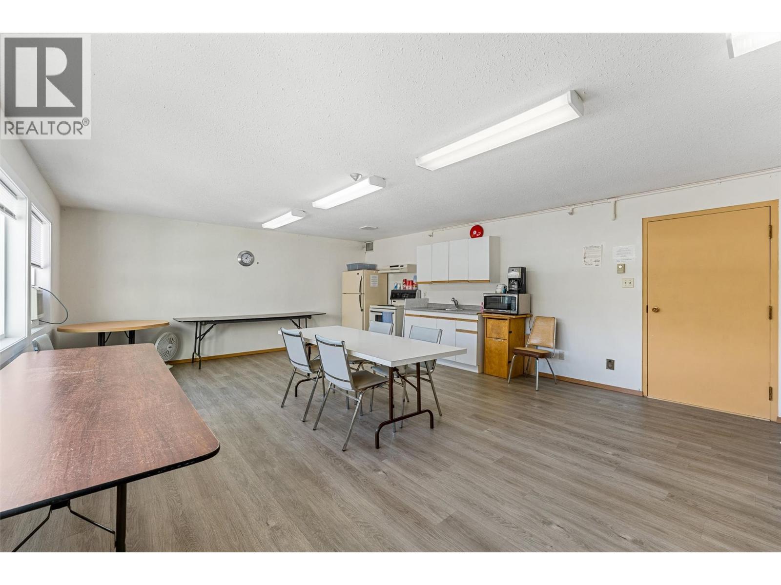 284 Yortkton Avenue Unit# 205 Property Photo 24