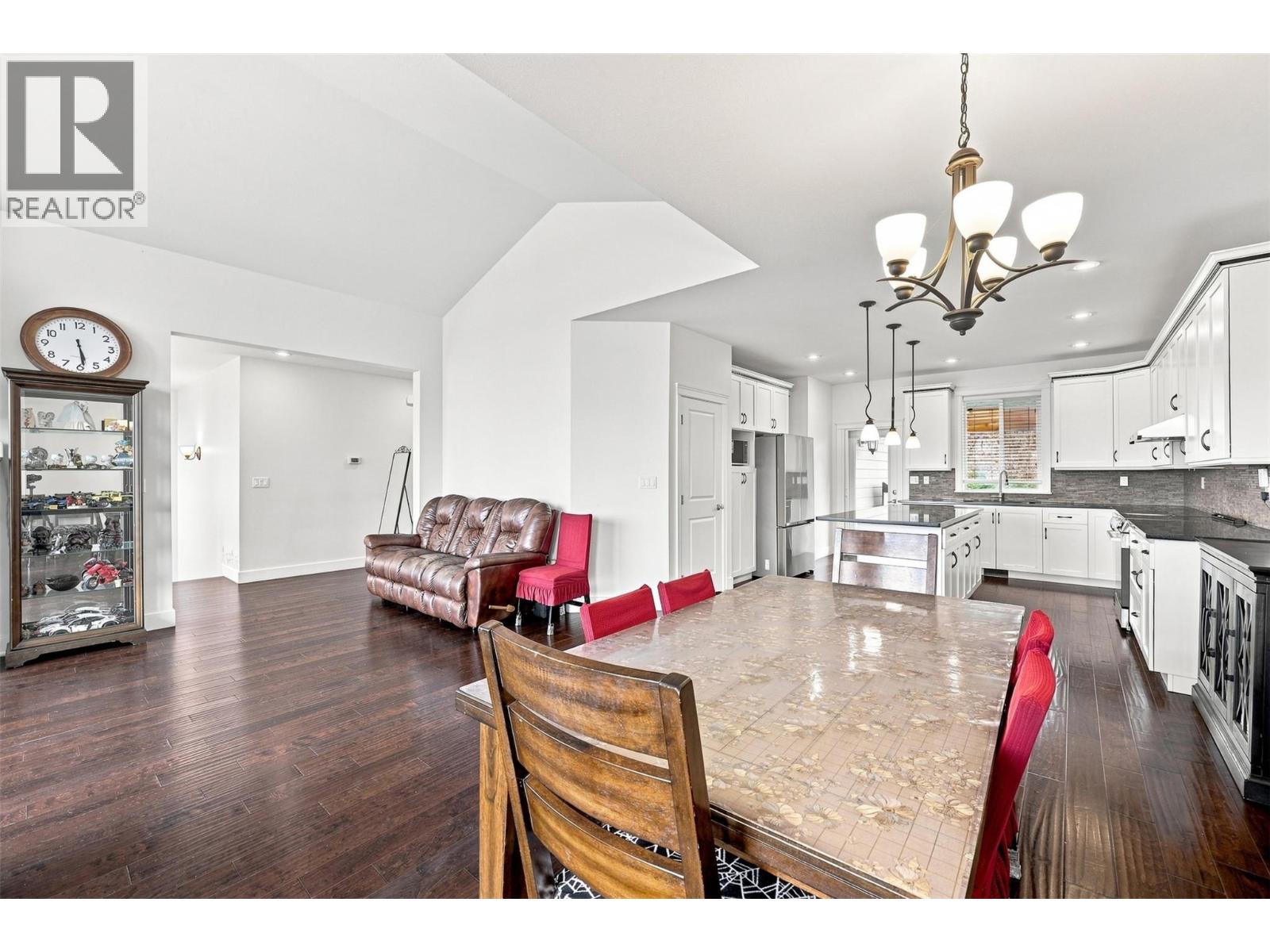 1319 Dunbar Drive Property Photo 19