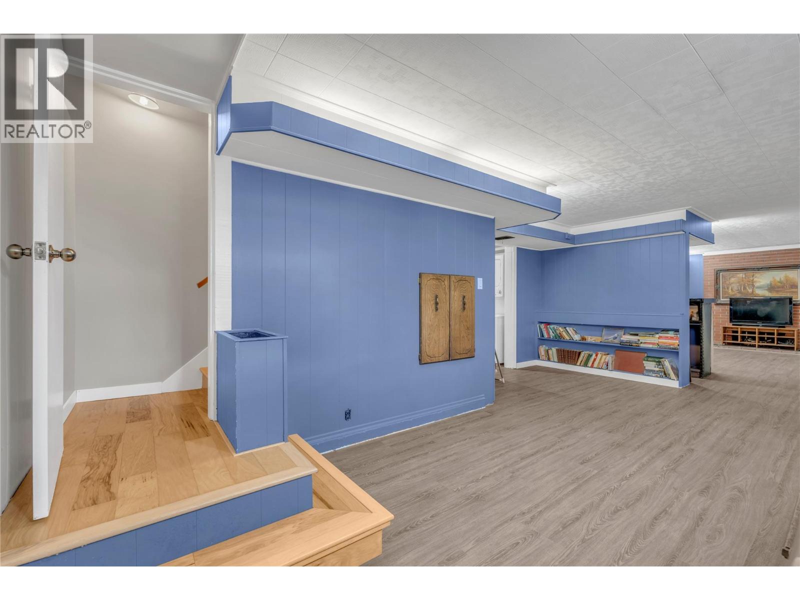 707 Ross Avenue Property Photo 13
