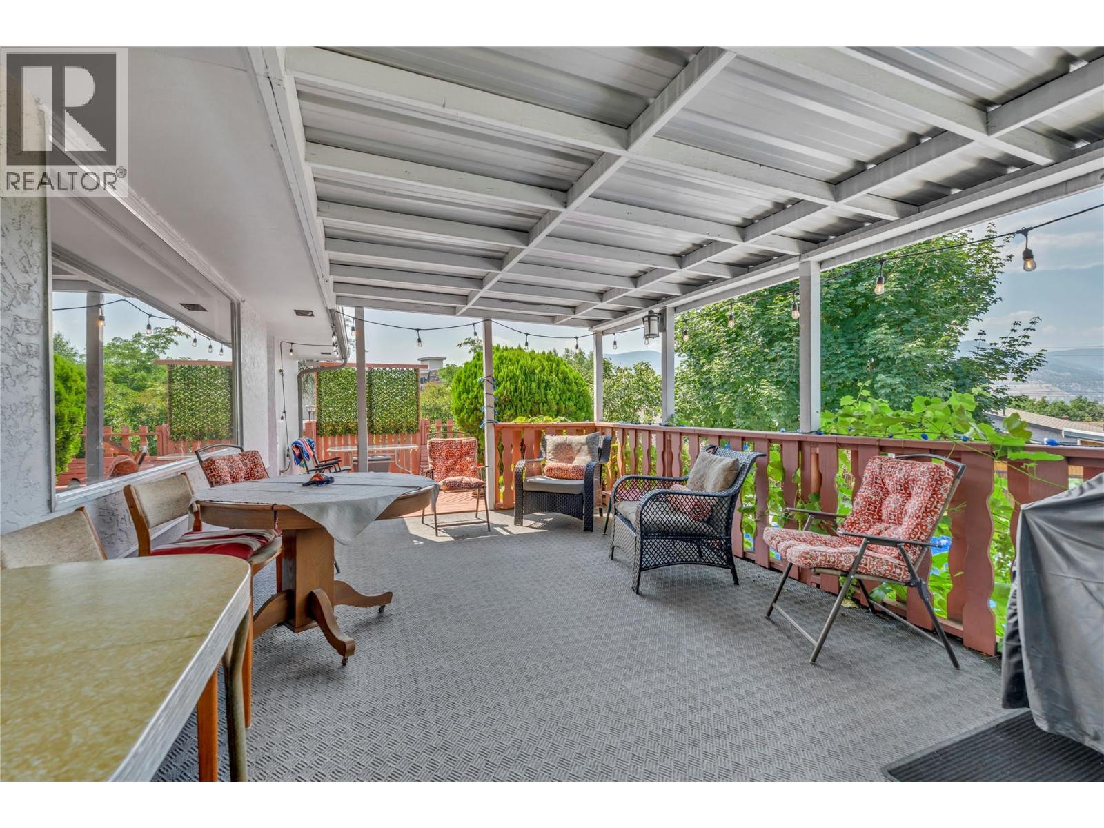 707 Ross Avenue Property Photo 18