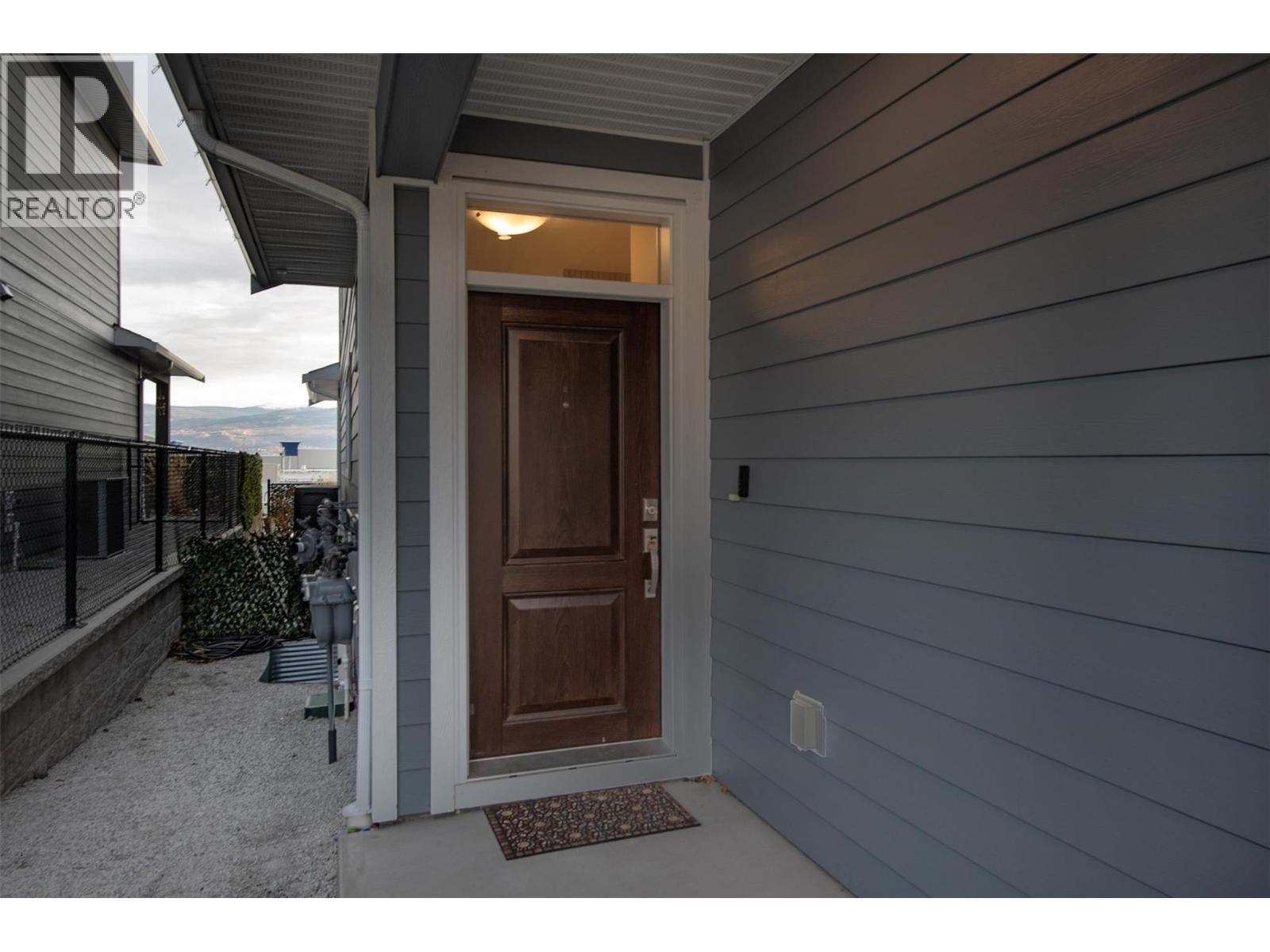 2383 Hawks Boulevard Property Photo 4