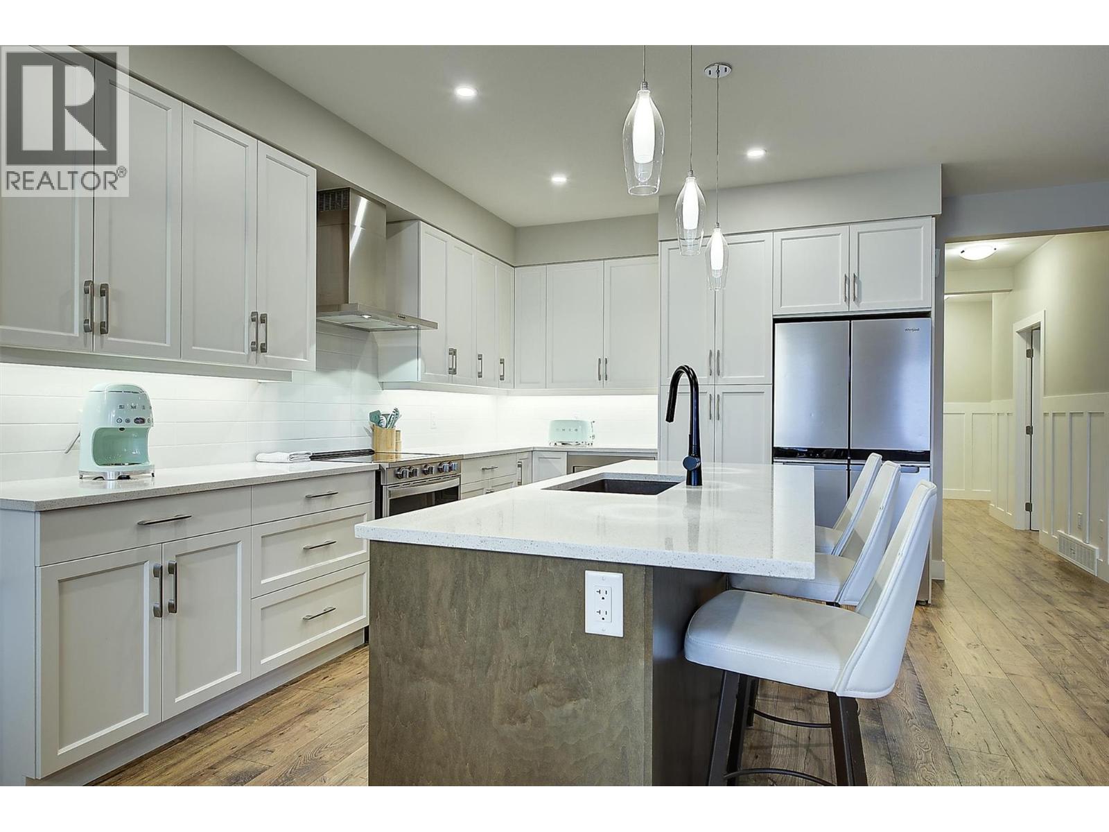 2383 Hawks Boulevard Property Photo 13
