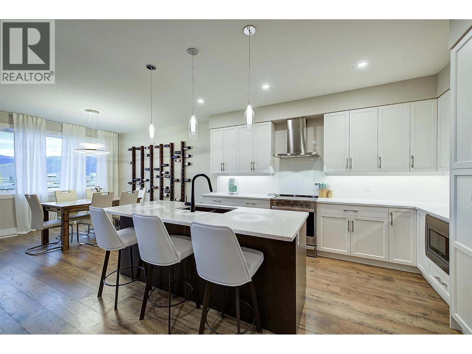 2383 Hawks Boulevard Property Photo 16