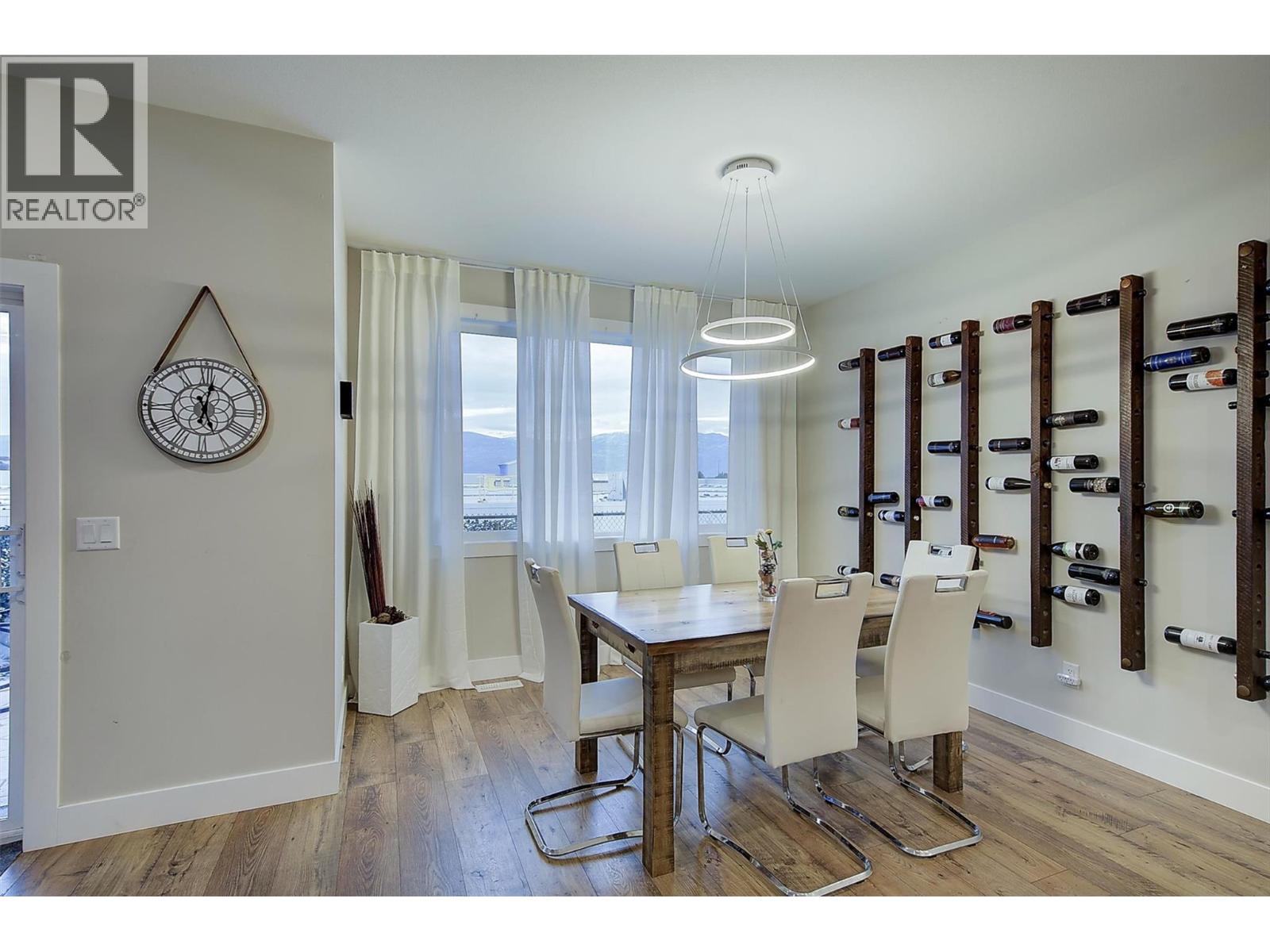 2383 Hawks Boulevard Property Photo 17