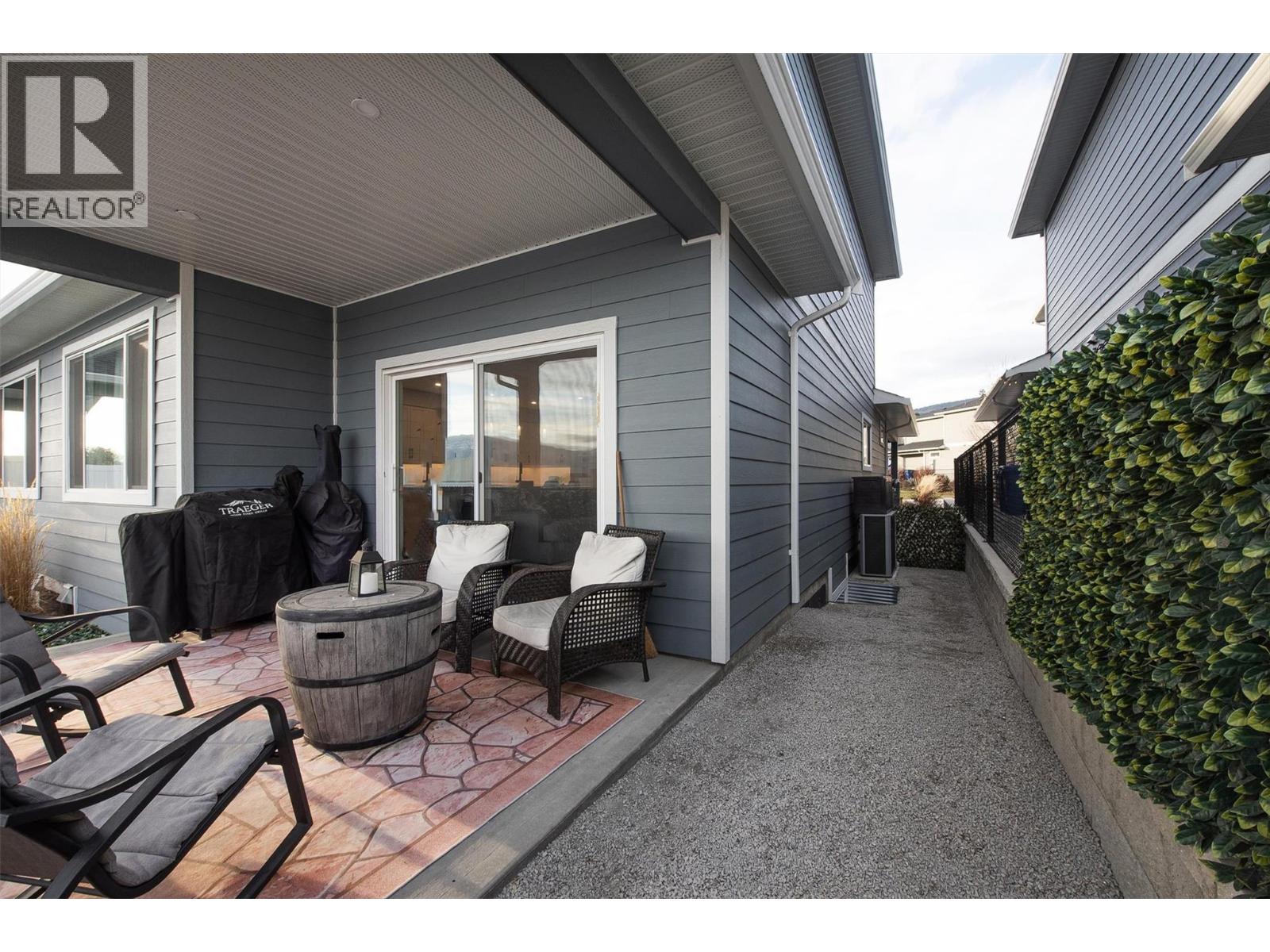 2383 Hawks Boulevard Property Photo 25