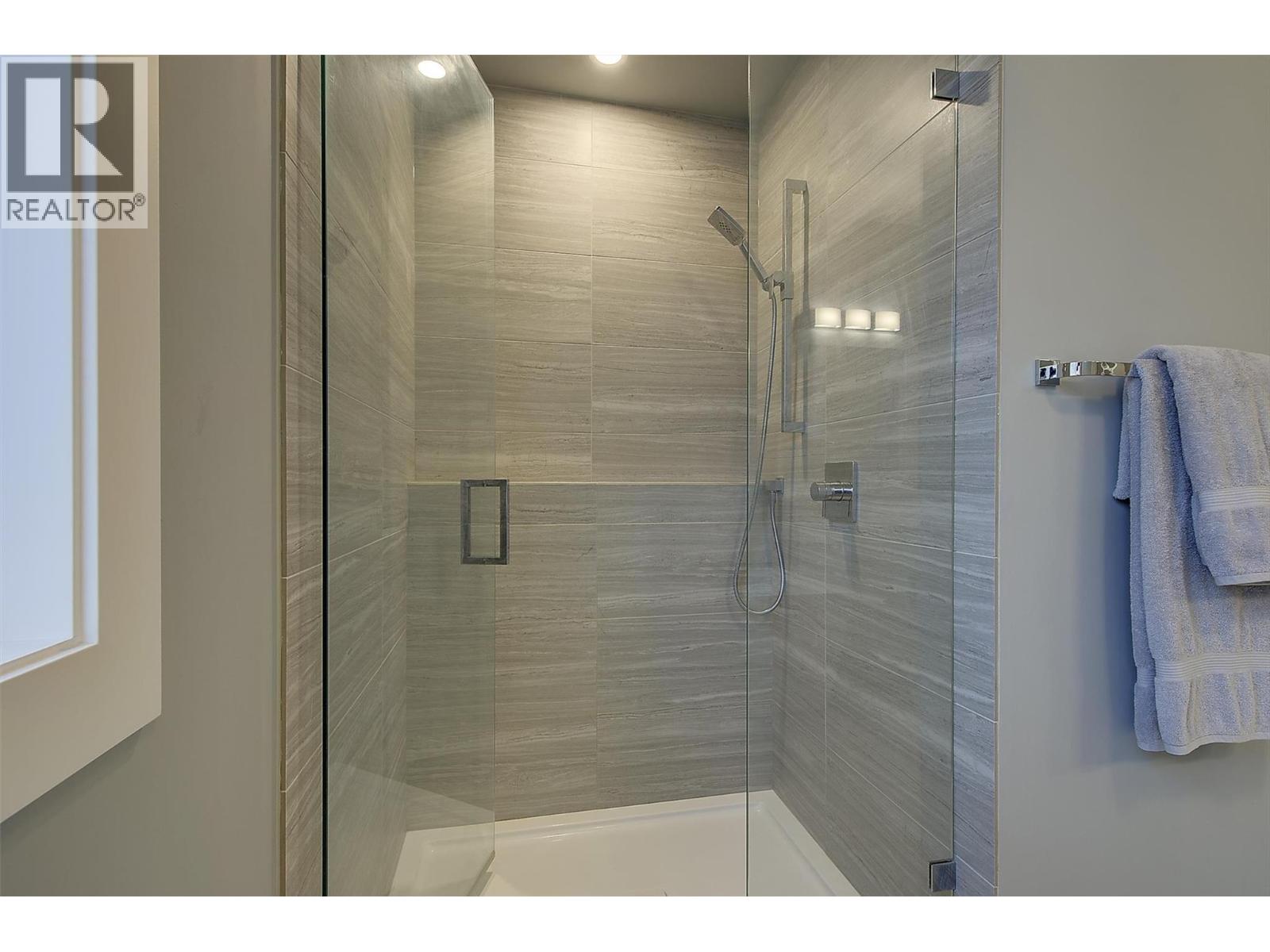 2383 Hawks Boulevard Property Photo 36