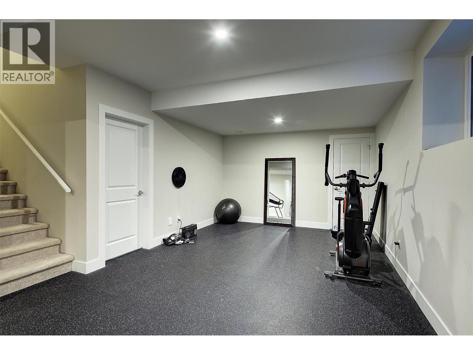 2383 Hawks Boulevard Property Photo 45