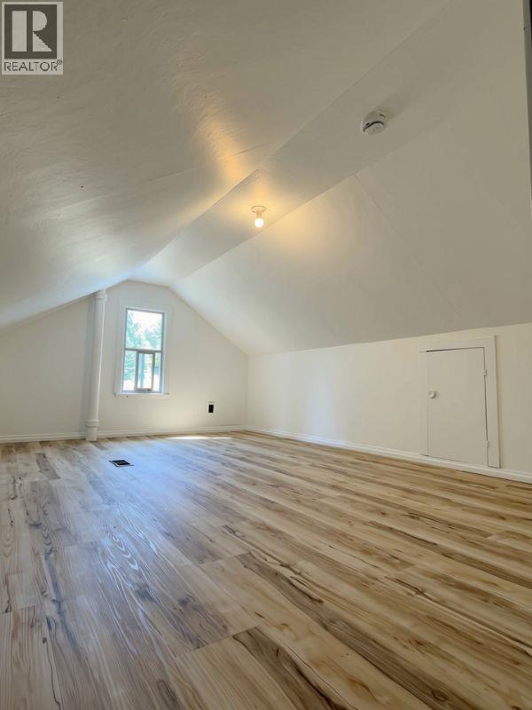 664 Rotary Drive Property Photo 15