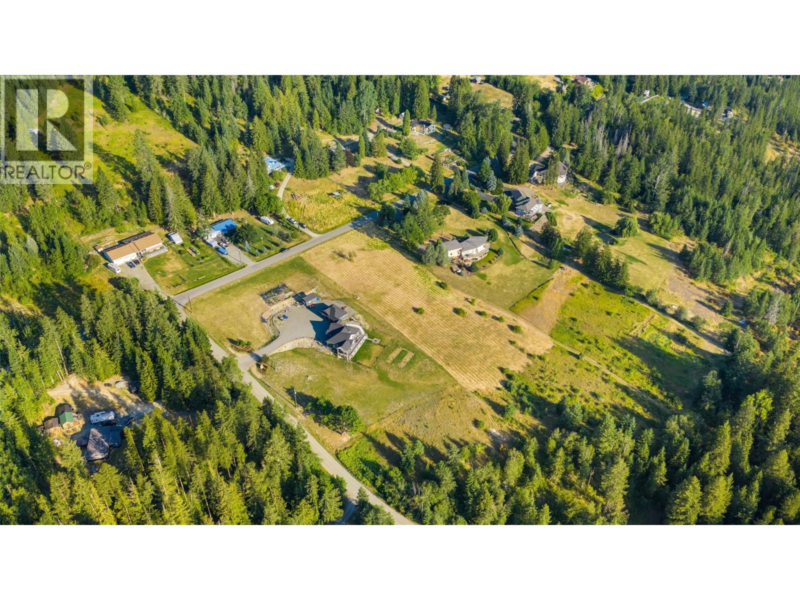 1624 Evans Road Property Photo 14