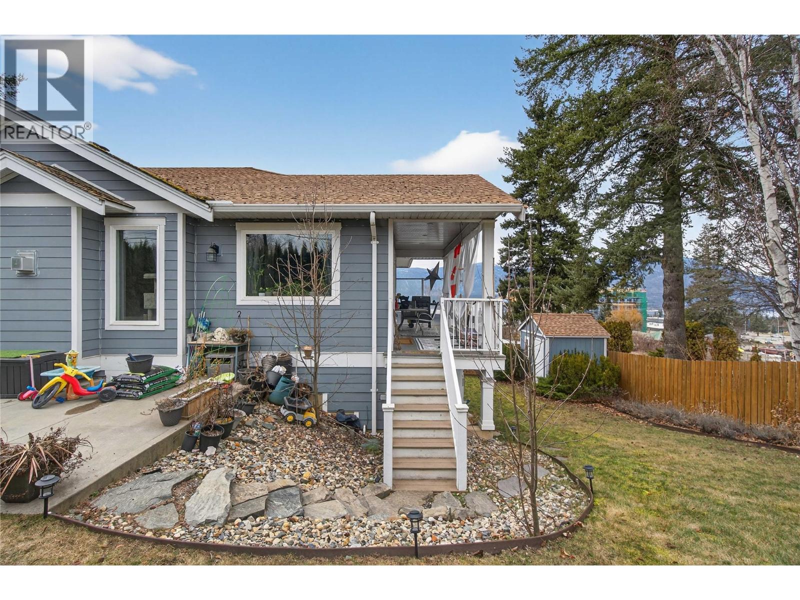 2991 7 Avenue Ne Property Photo 5