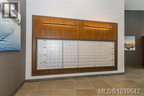 814 1628 Store St Property Photo 25