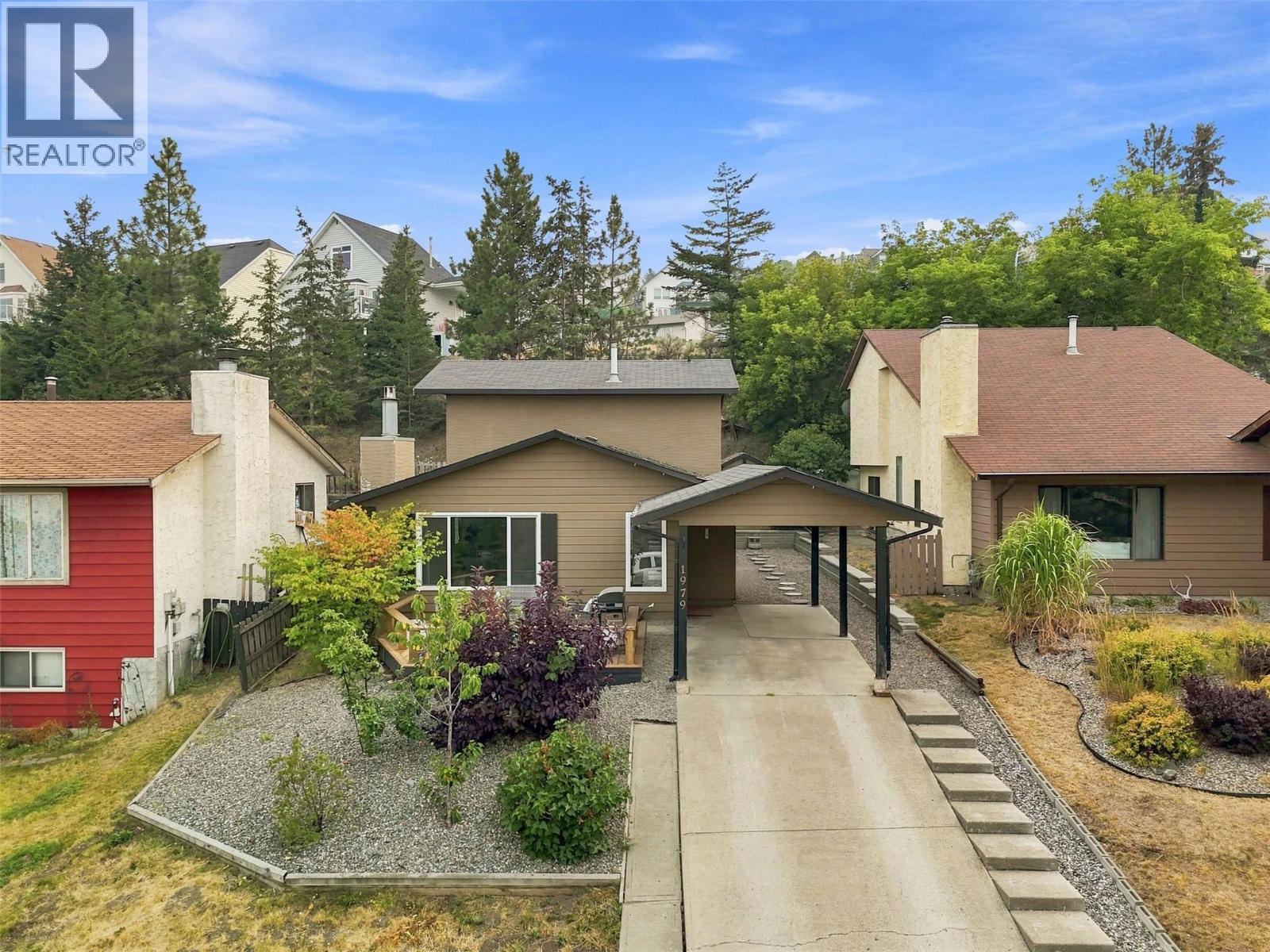 1979 HARRISON Way Property Photo 1
