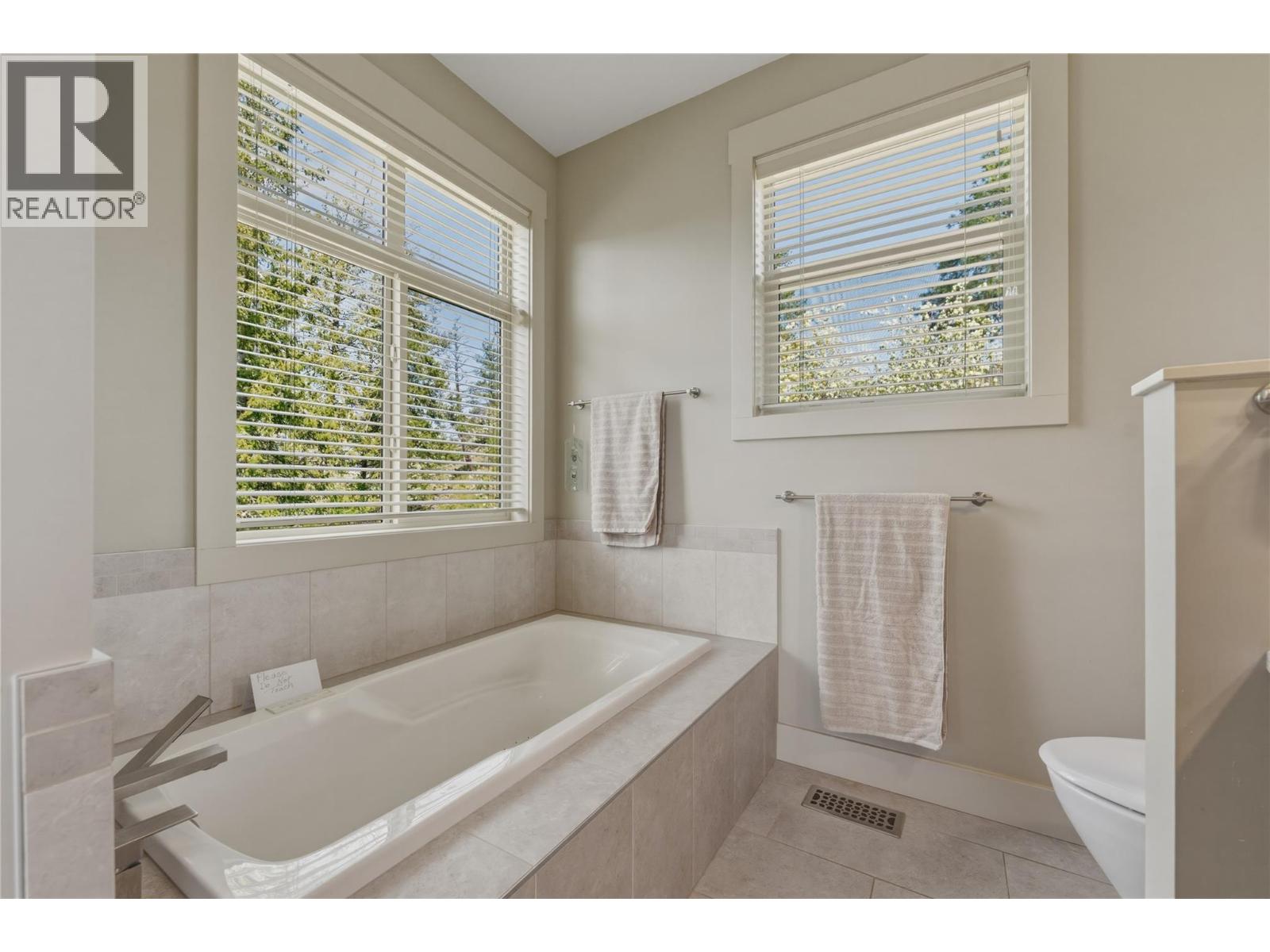8964 Davidson Place Property Photo 23