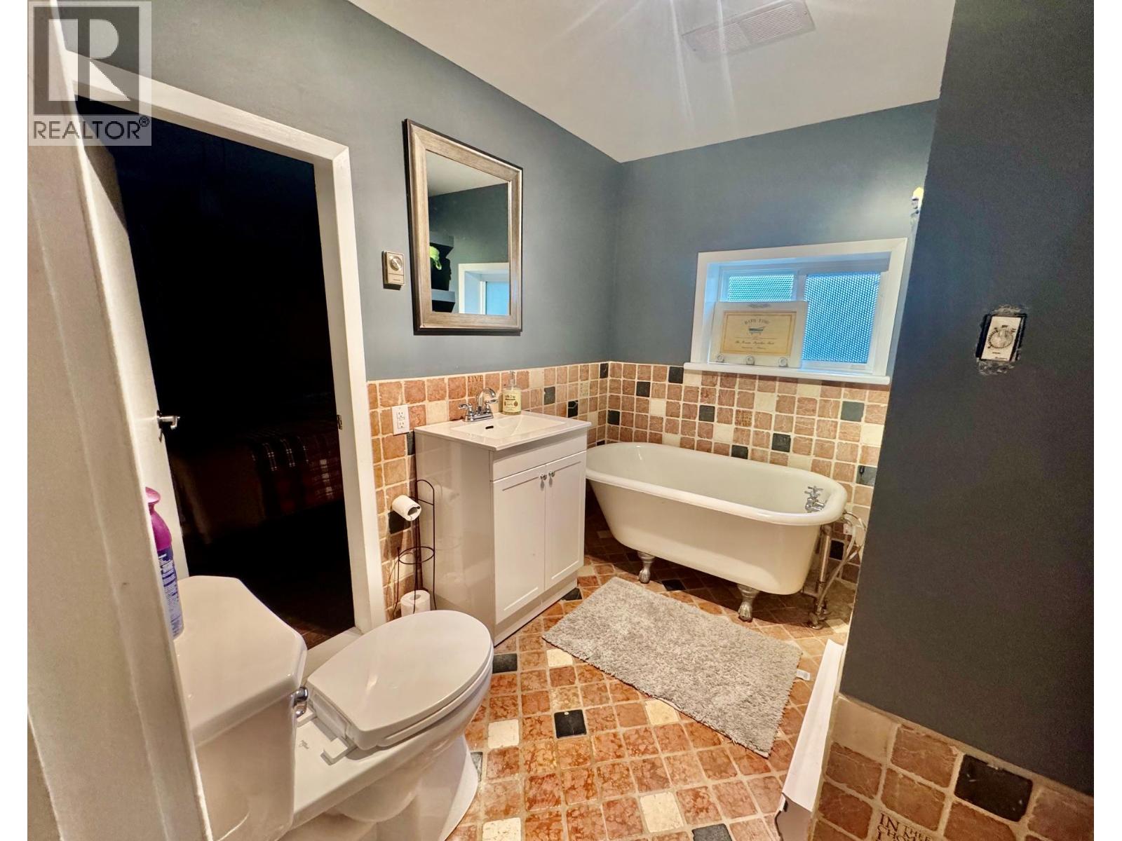 159 North Fork Road Property Photo 9