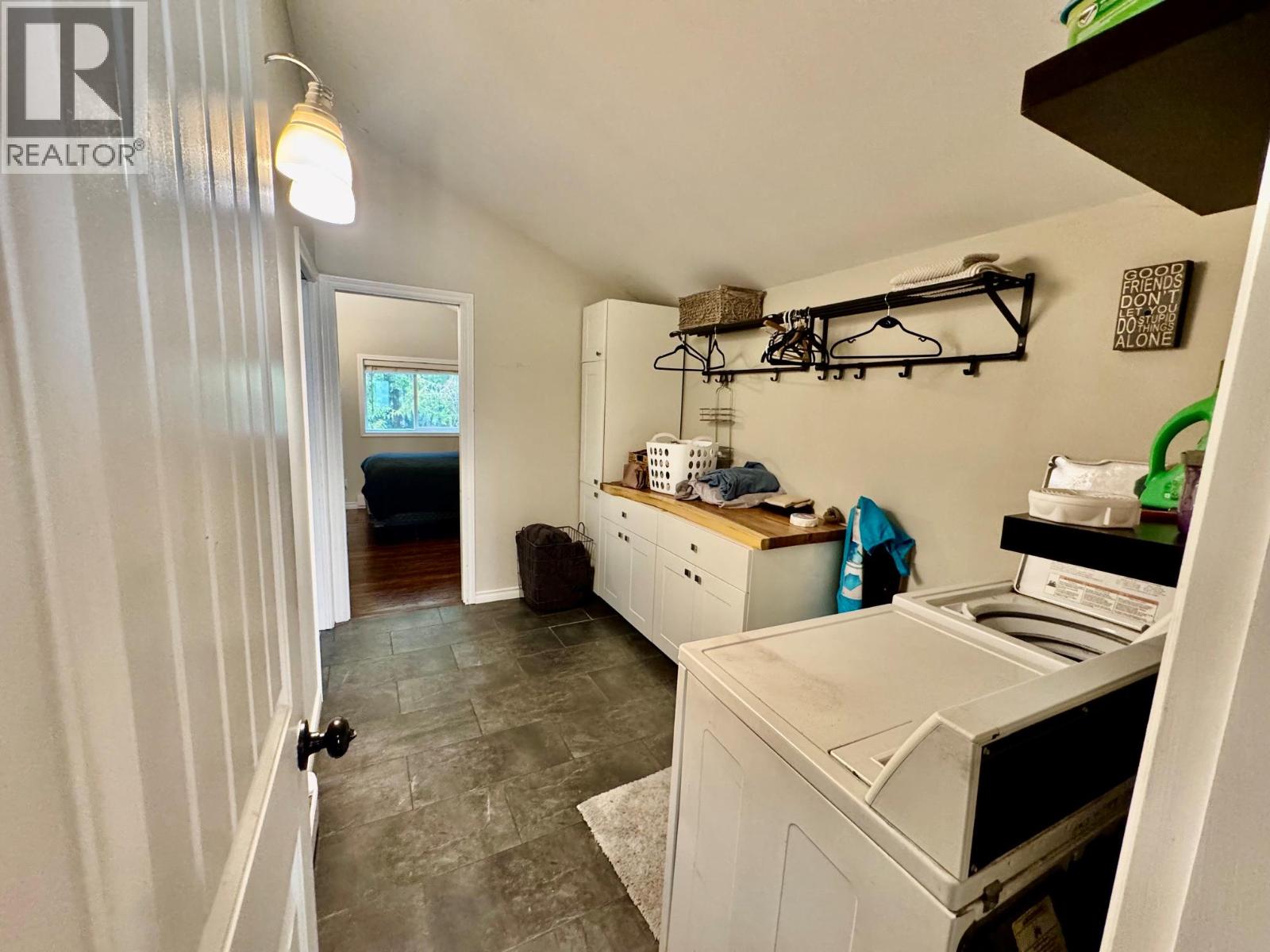 159 North Fork Road Property Photo 44