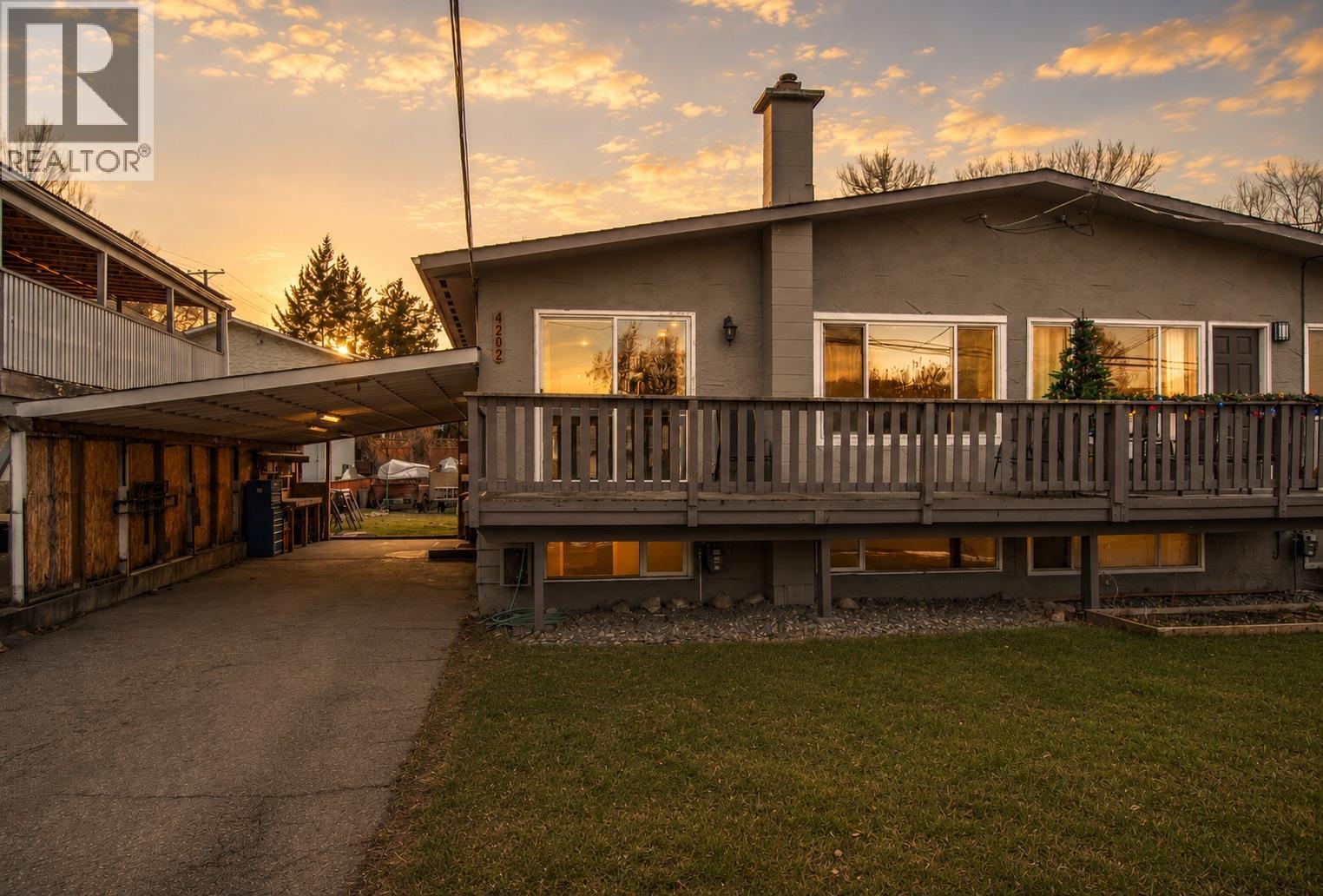 4202 16 Avenue Property Photo 1