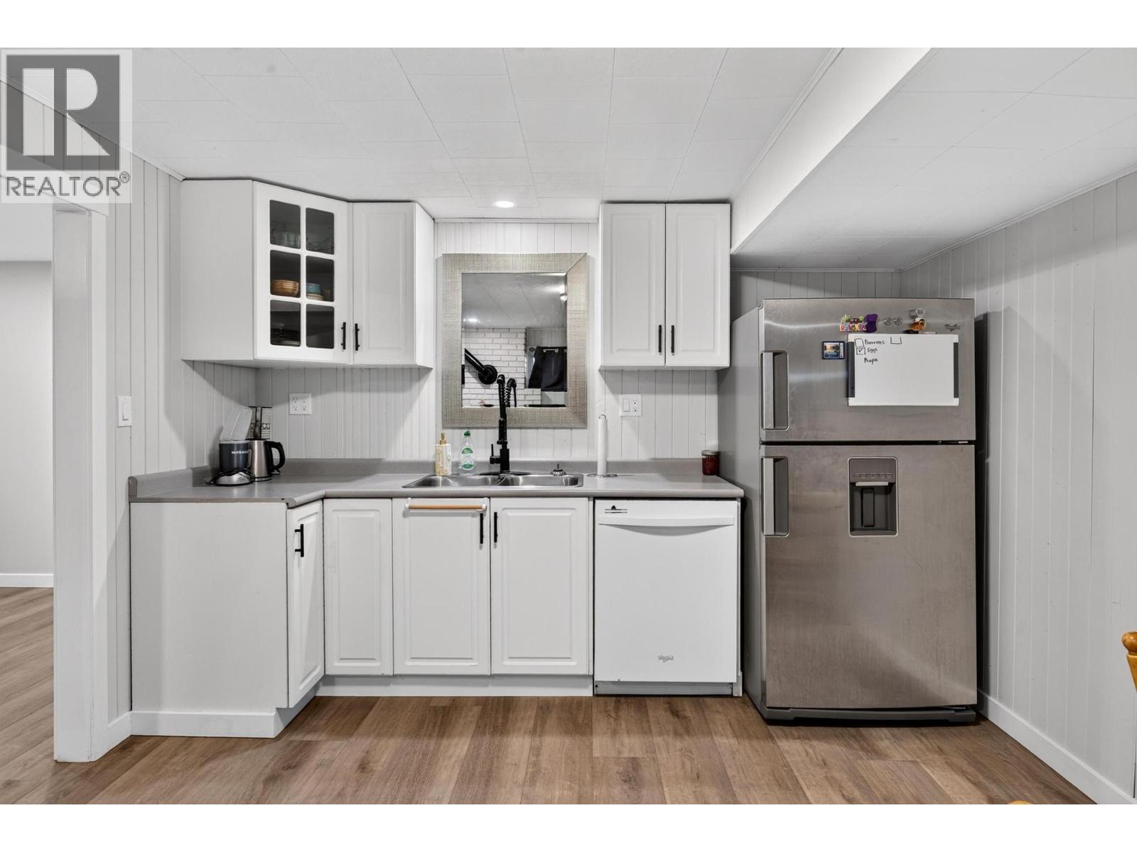 4202 16 Avenue Property Photo 13