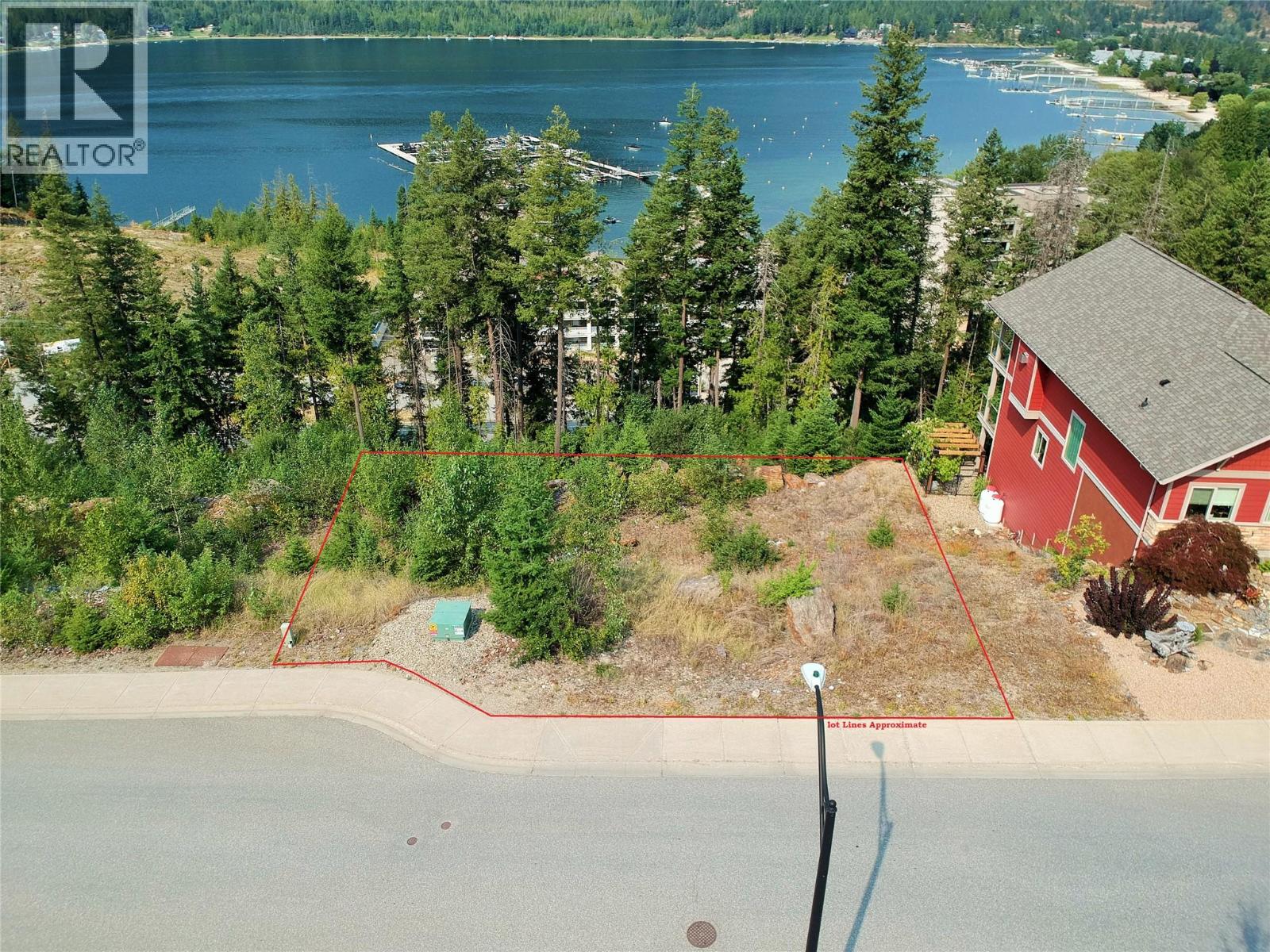 246 Stoneridge Drive Property Photo 2