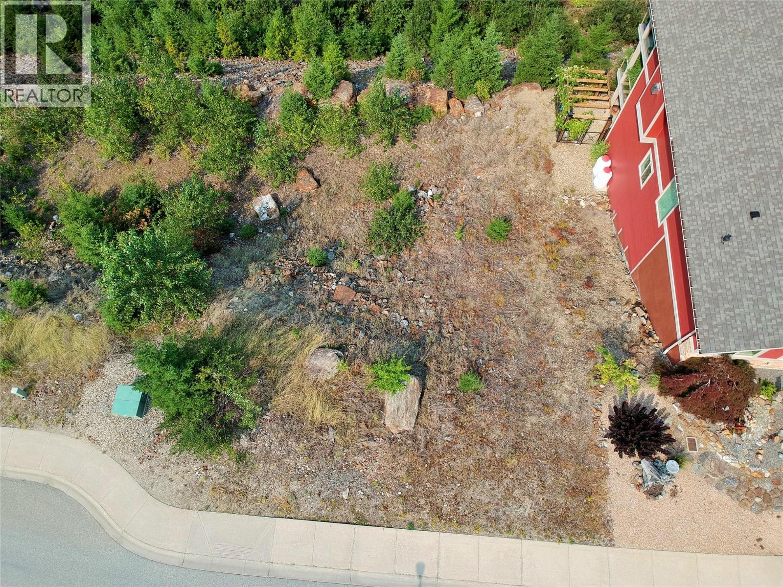 246 Stoneridge Drive Property Photo 17