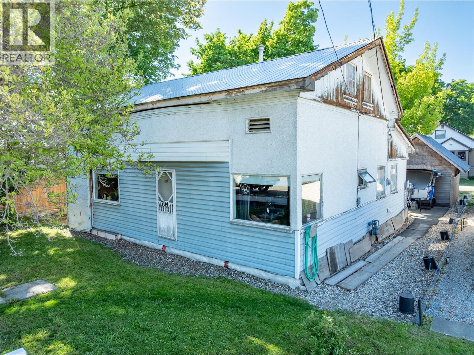 704 Knight Avenue Property Photo 7