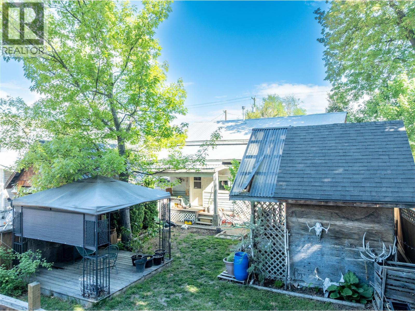 704 Knight Avenue Property Photo 10