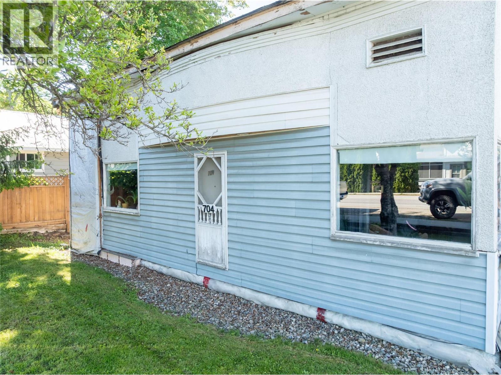 704 Knight Avenue Property Photo 12