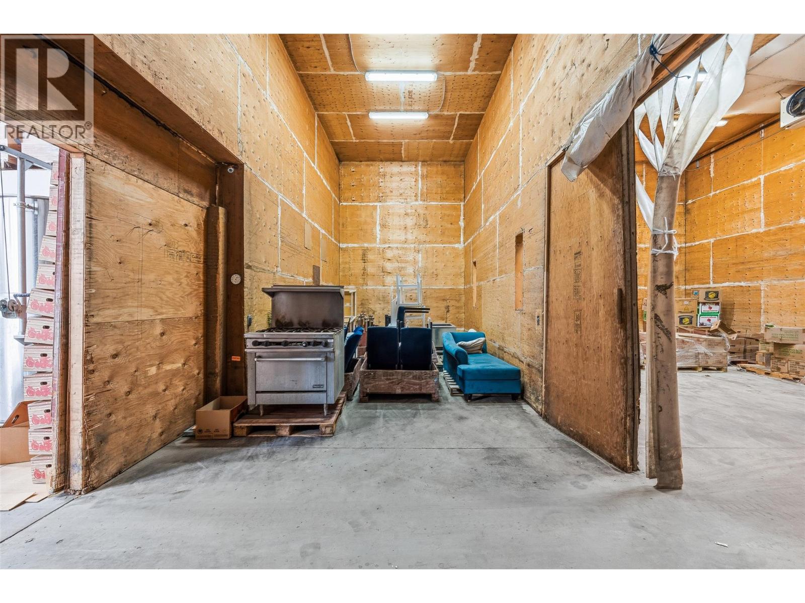 2249 Agar Road Property Photo 24
