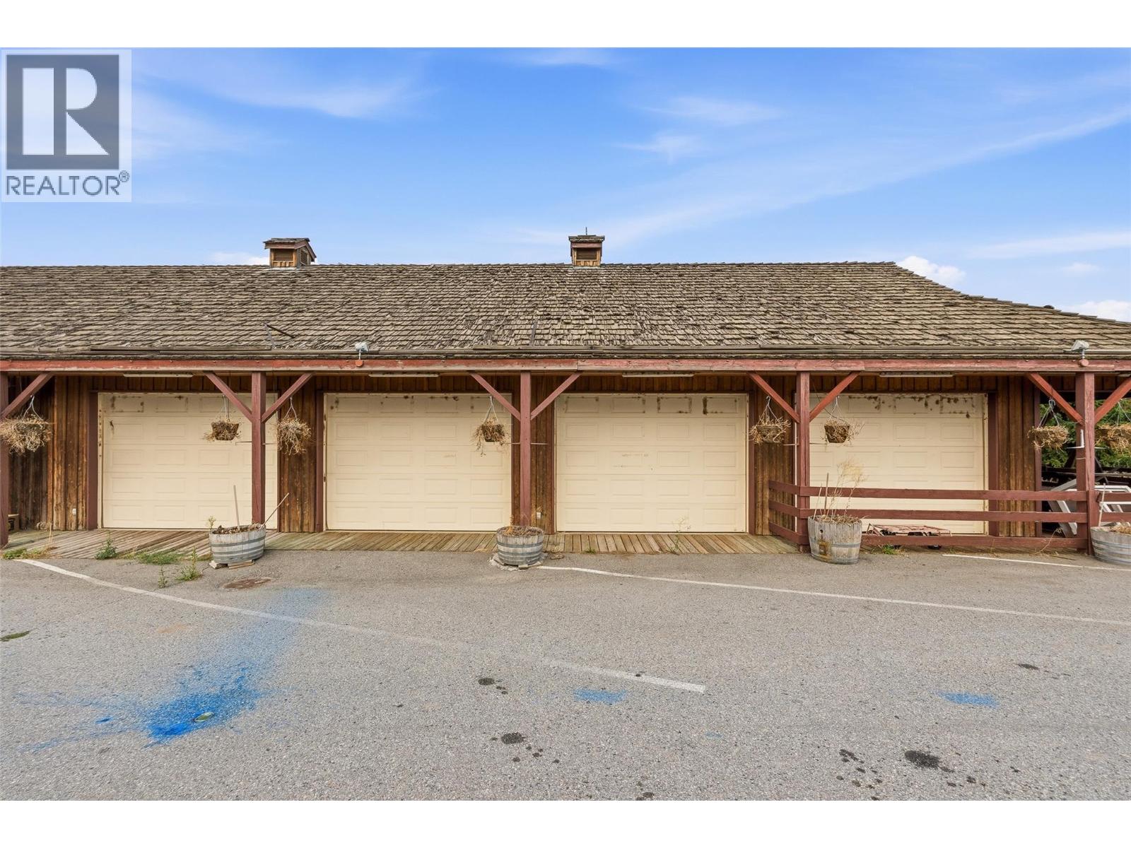 2249 Agar Road Property Photo 34